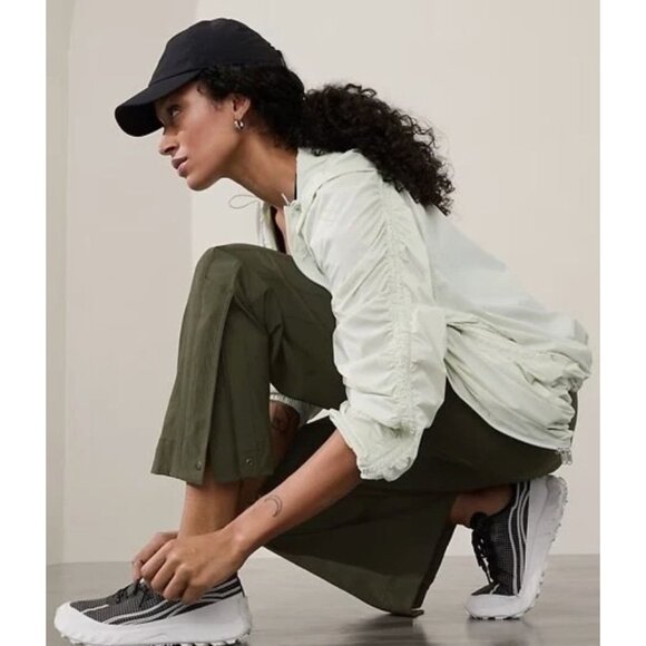 Athleta Trekkie High Rise Parachute Green Pant-sz 12 - Picture 2 of 15